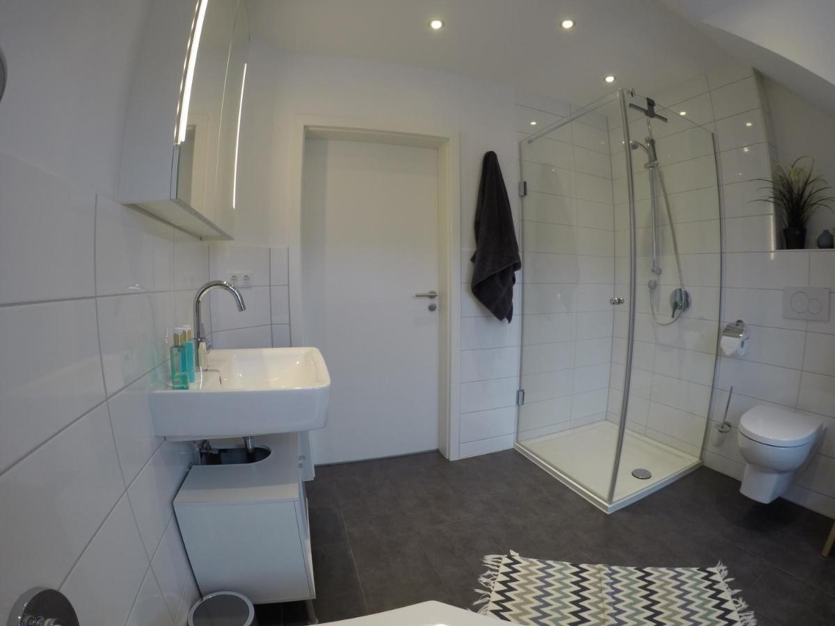 Neues Inserat, modernes Penthouse, nahe Würzburg Exterior foto
