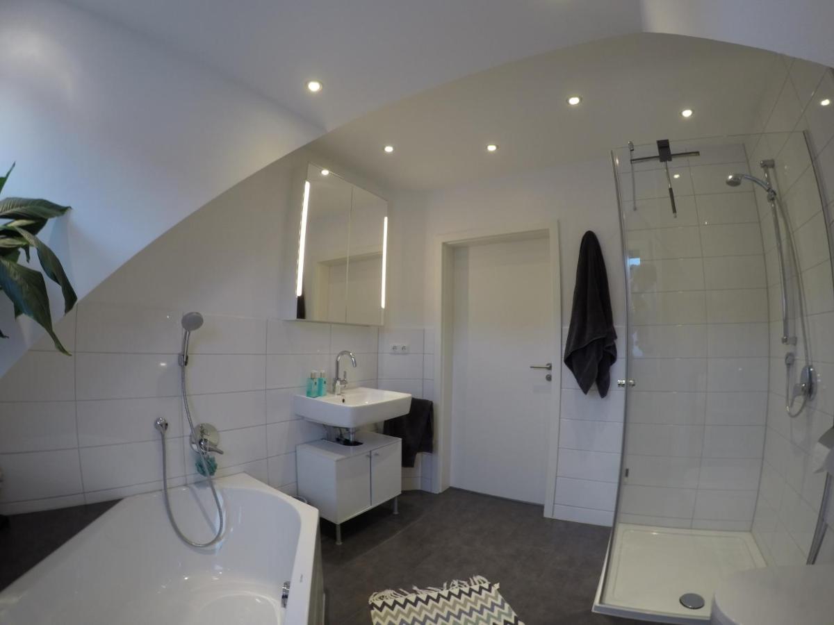Neues Inserat, modernes Penthouse, nahe Würzburg Exterior foto