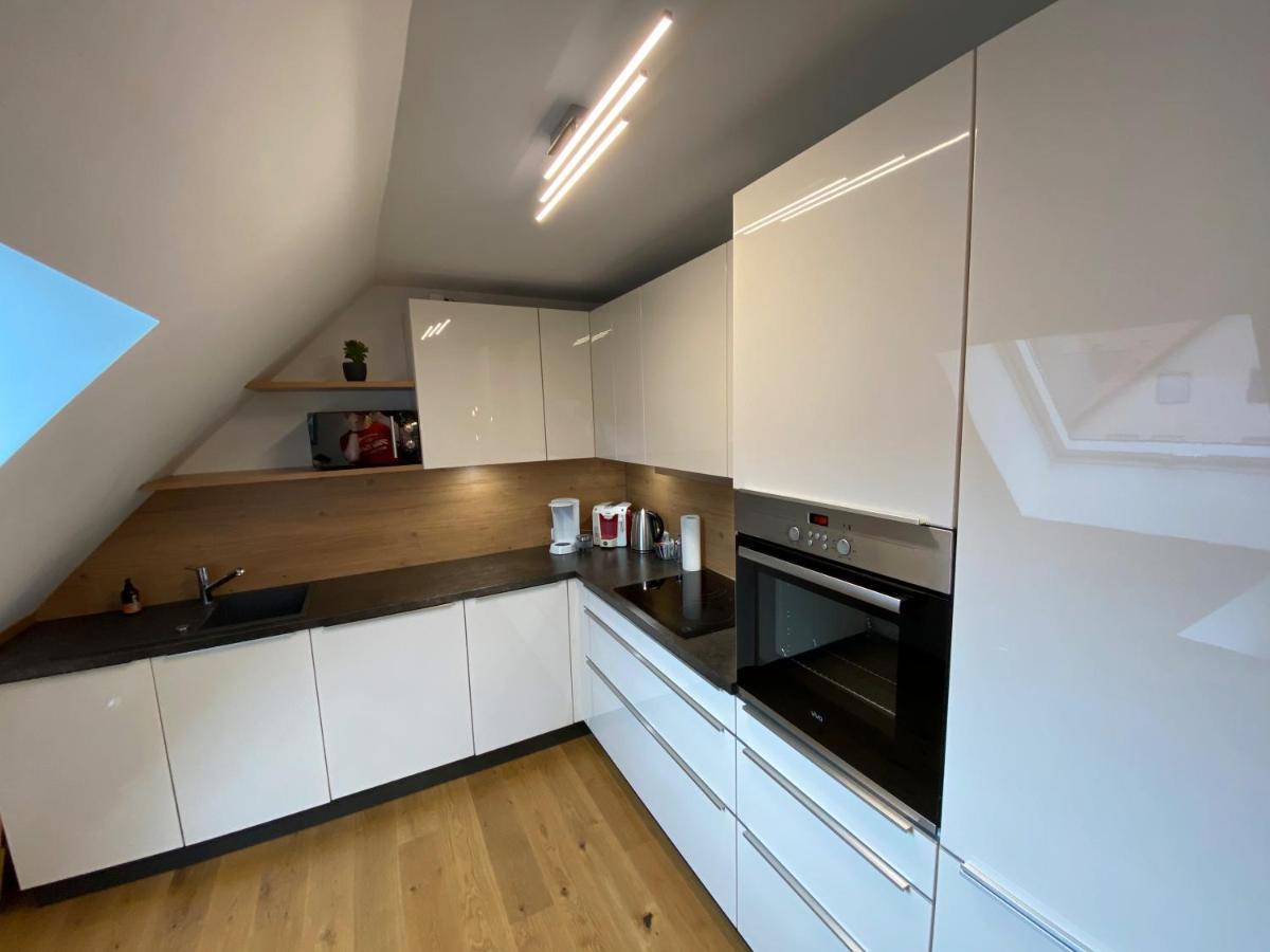Neues Inserat, modernes Penthouse, nahe Würzburg Exterior foto