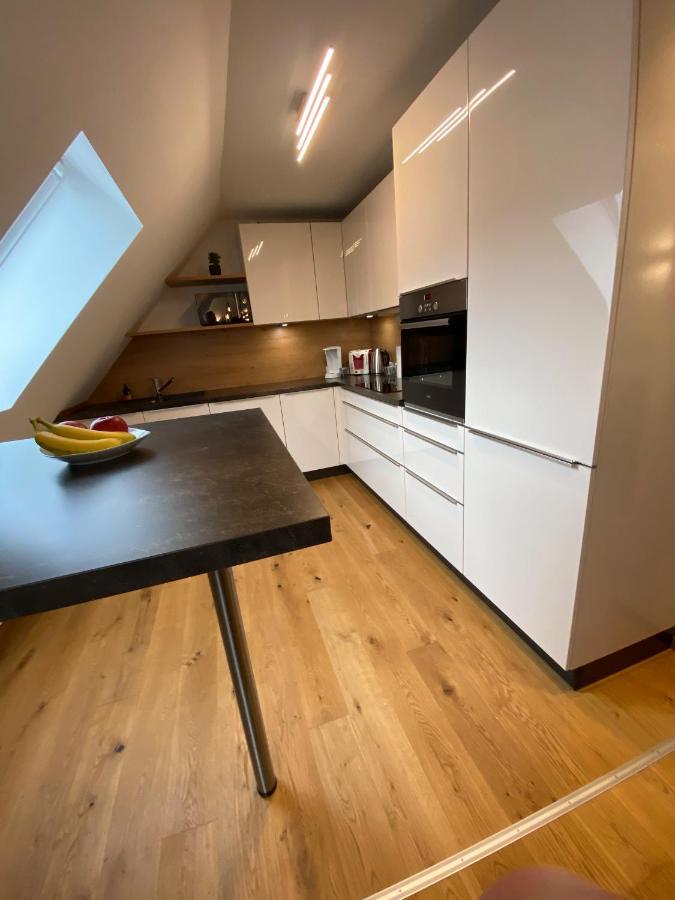 Neues Inserat, modernes Penthouse, nahe Würzburg Exterior foto