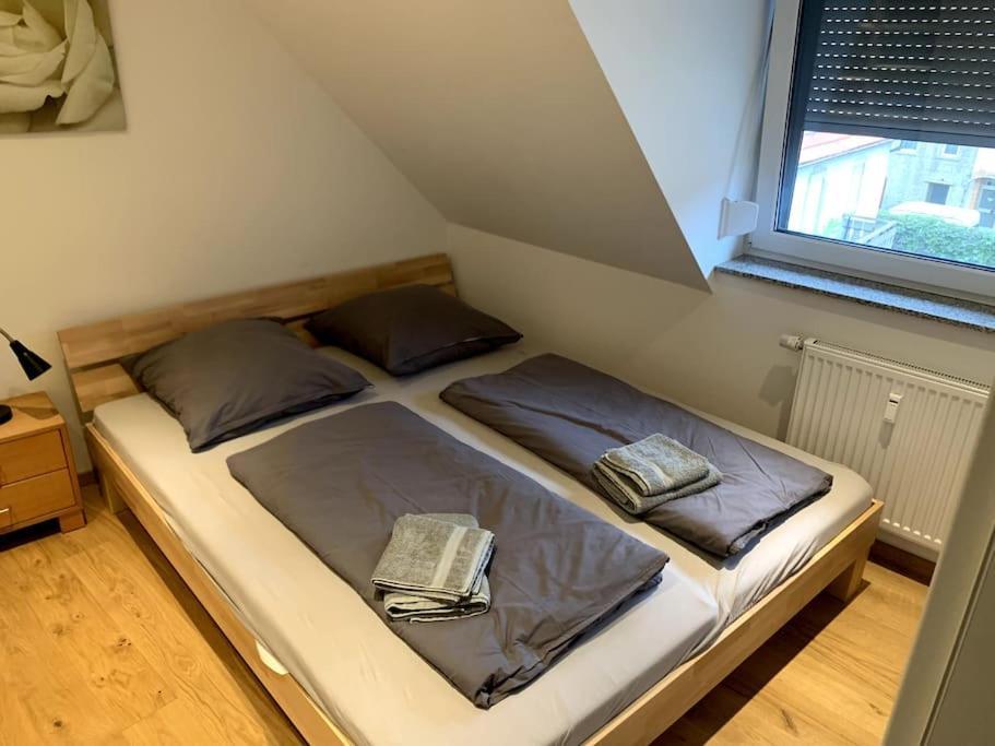 Neues Inserat, modernes Penthouse, nahe Würzburg Exterior foto
